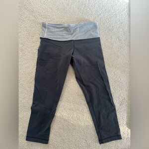 Lulu Gray Yoga Capris